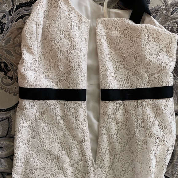 Ann Taylor Loft Dress- Cream Lace & Black-Size 0. - Picture 2 of 6
